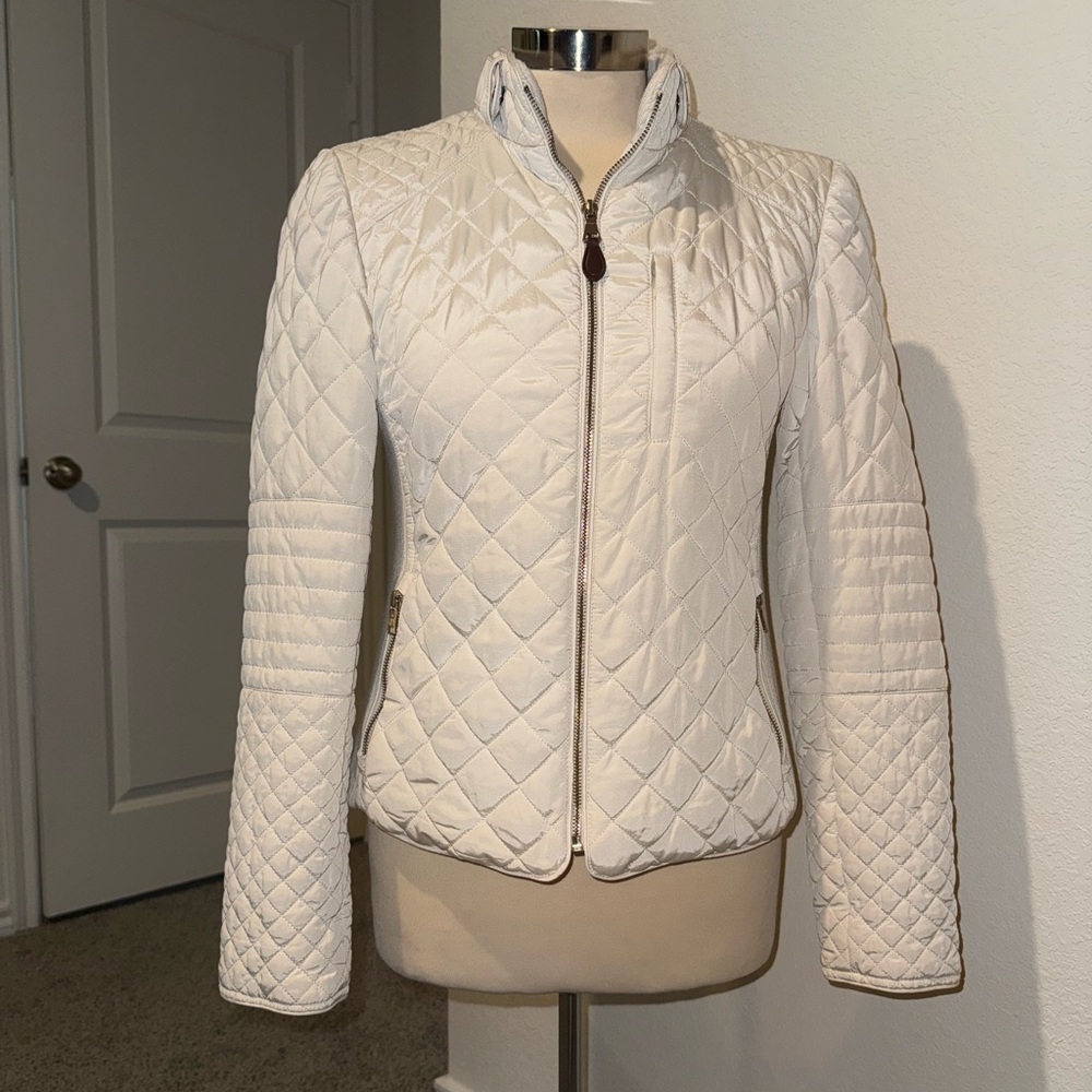Zara Women's Cream Quilted Puffer Jacket